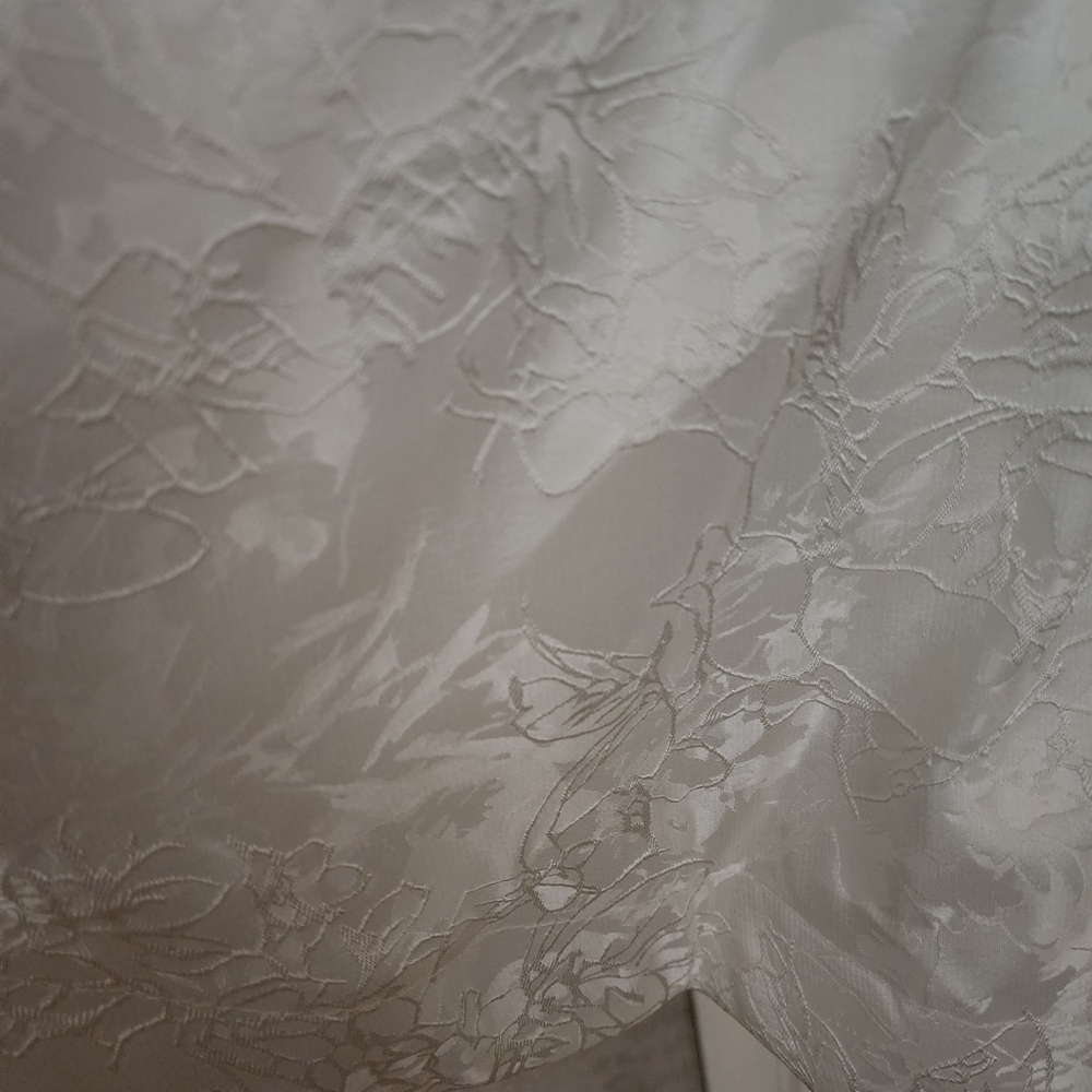 NWT.White Strapless Floral Jacquard Satin Dress. Pit To Pit 20"-22 - Picture 6 of 11